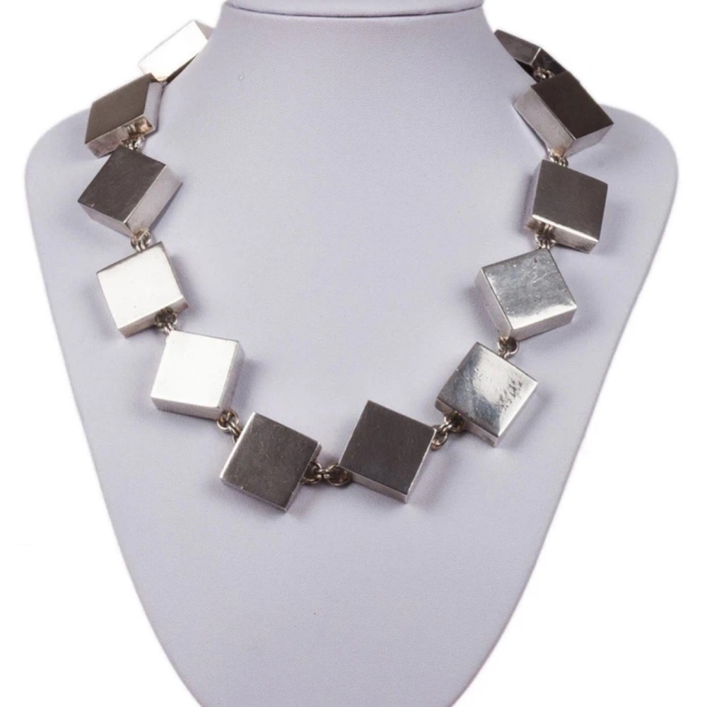 Modern Silver Geometric Necklace